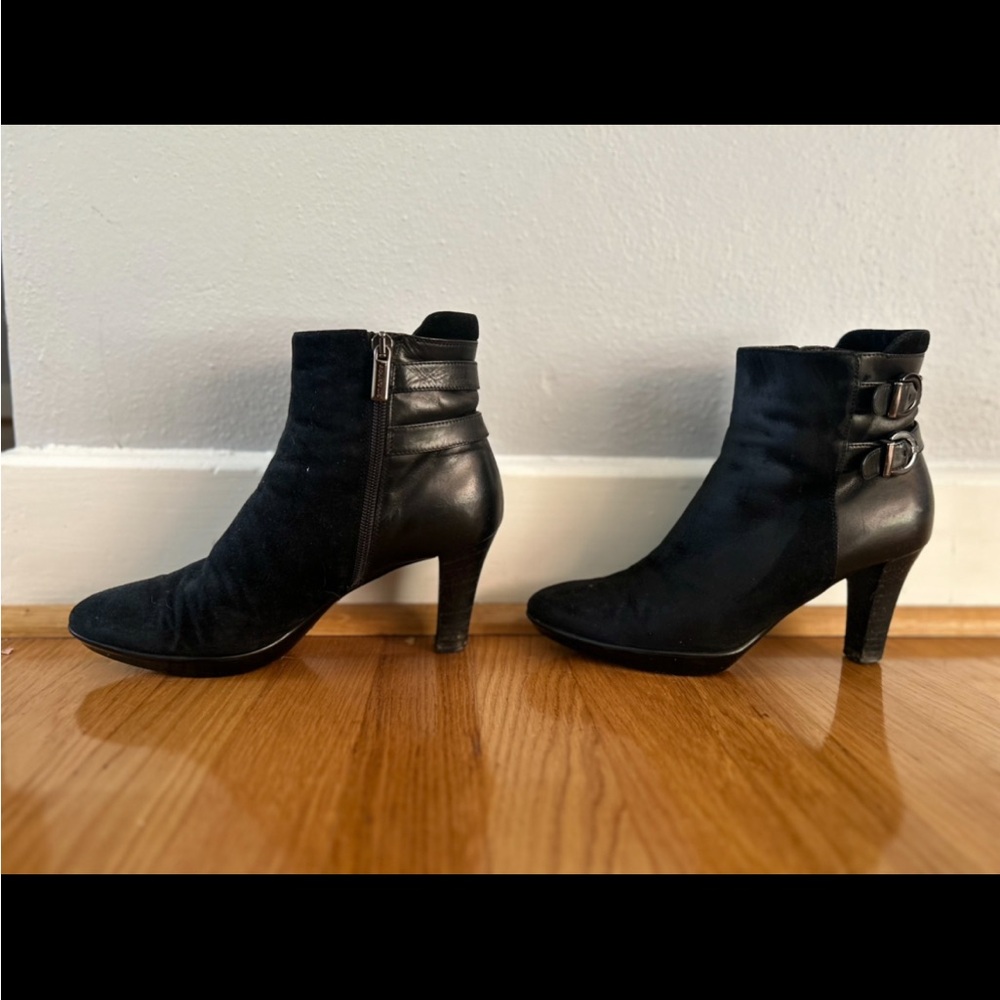 Italian Designer Aquatalia Genuine Leather & Suede Black Heeled Boots